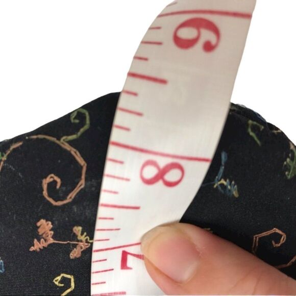 Vintage Black Embroidered Evening Clutch Purse with Kiss Lock Fastener - Picture 4 of 7